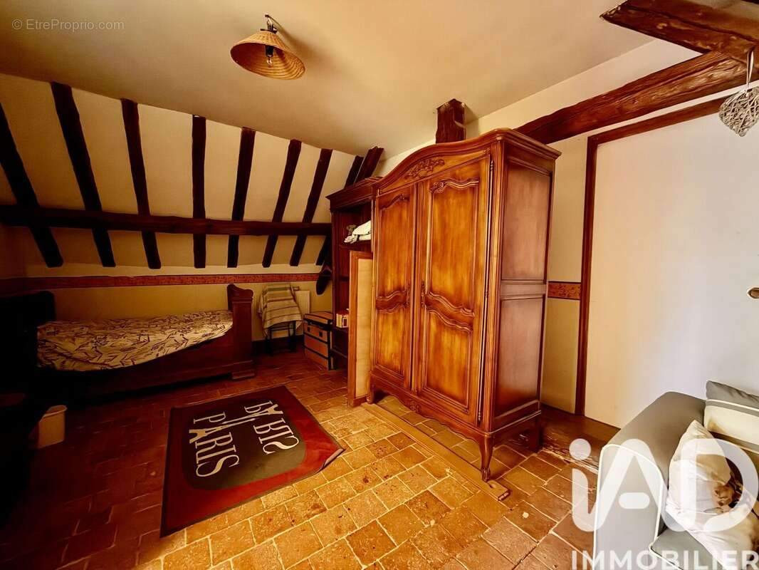 Photo 9 - Maison à YVRE-LE-POLIN