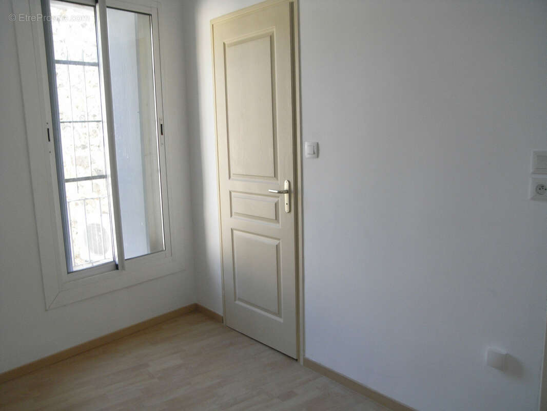 Appartement à LATOUR-DE-FRANCE