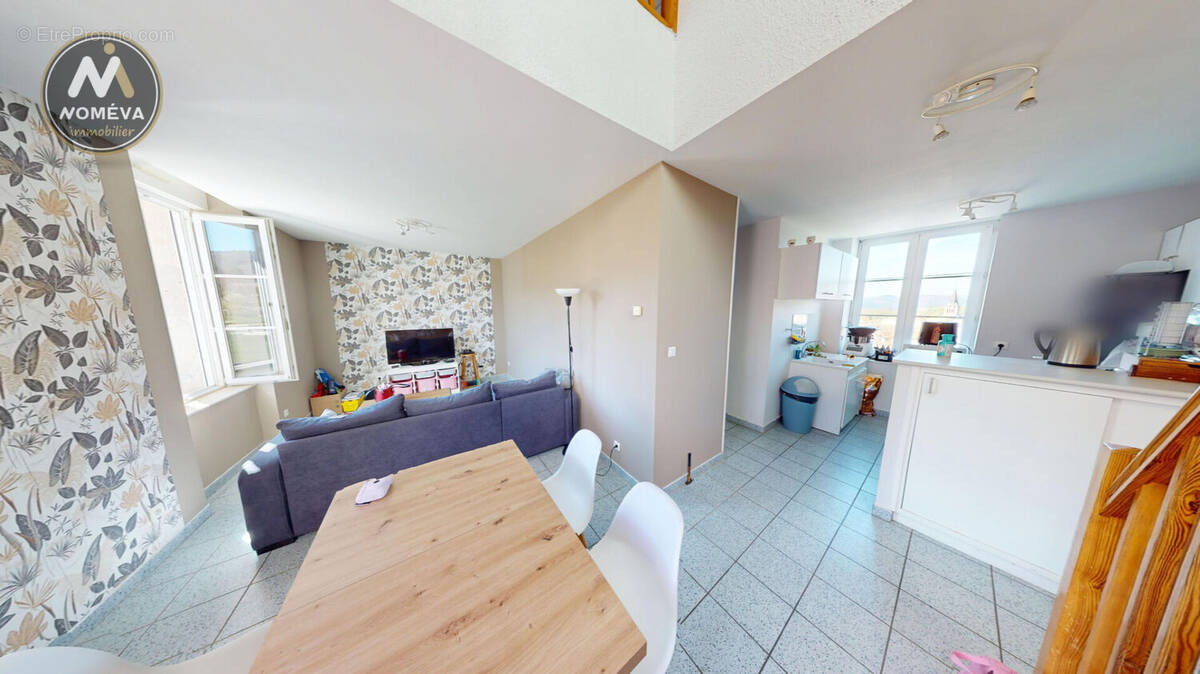 Appartement à ROSIERES
