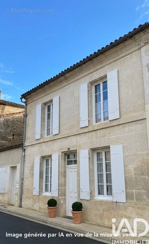 Photo 1 - Maison à SAINT-MEME-LES-CARRIERES