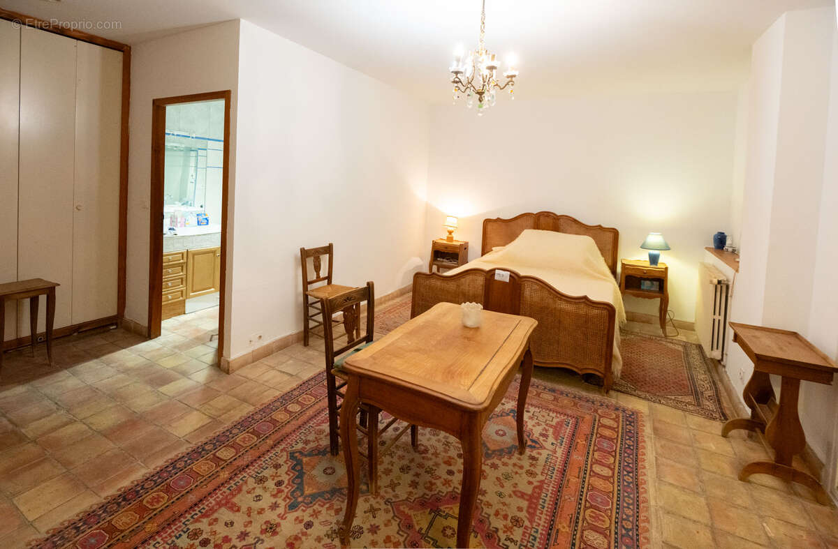 Maison à CHATEAURENARD