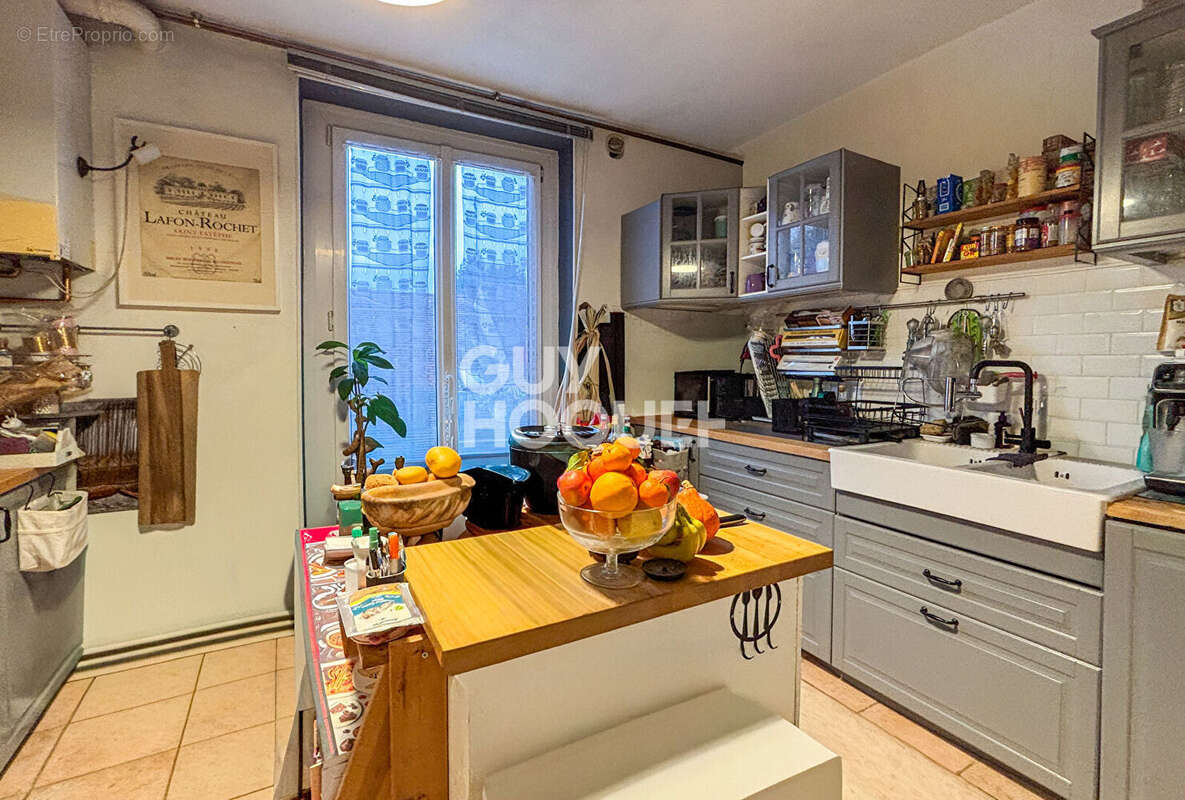 Appartement à CORBEIL-ESSONNES