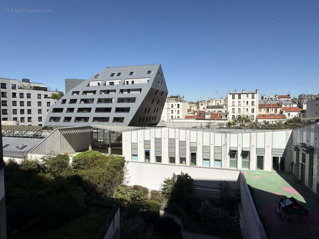 Appartement à PARIS-14E