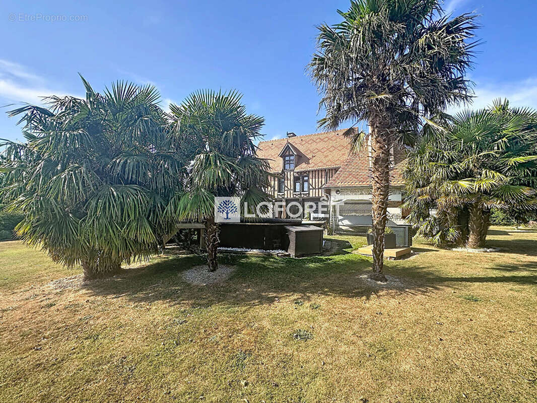 Maison à vendre à Toussaint avec piscine, 4 chambres et grand terrain , proche Fécamp - photo 4