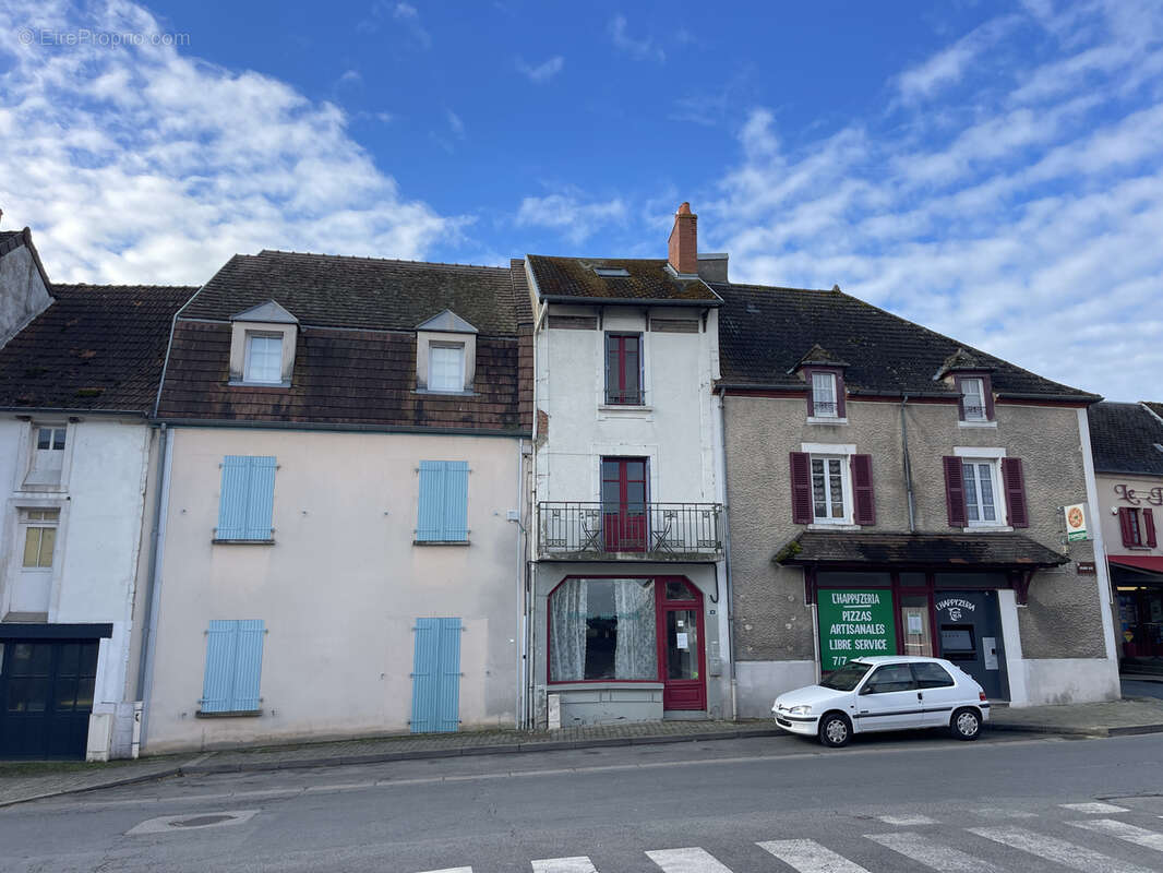 Maison à MARCILLAT-EN-COMBRAILLE