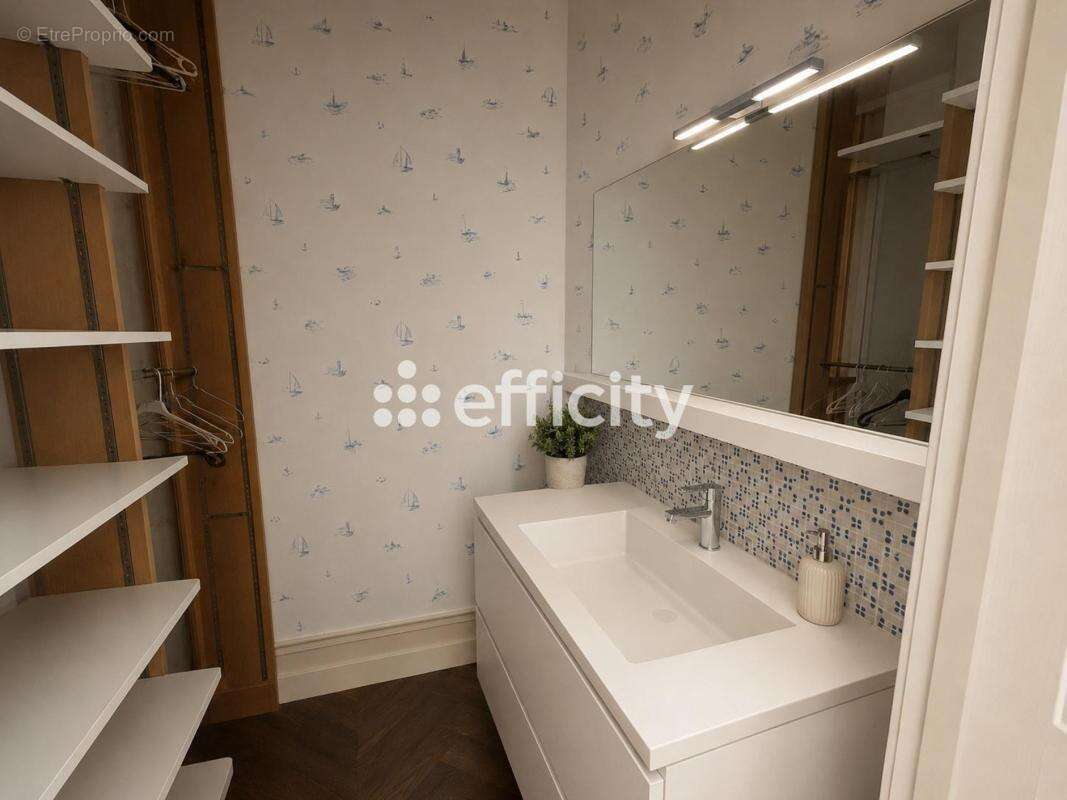 Appartement à VERSAILLES