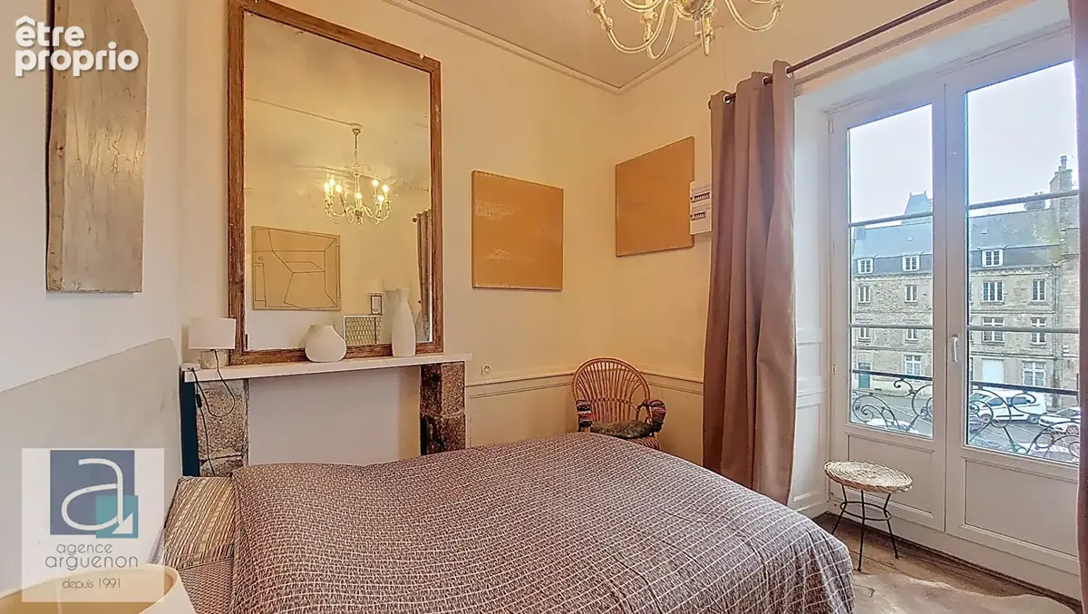 AU COEUR DE DINAN - Bel appartement Bourgeois avec beaucoup de cachet ! - photo 15