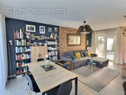 Maison à SAINT-BRES