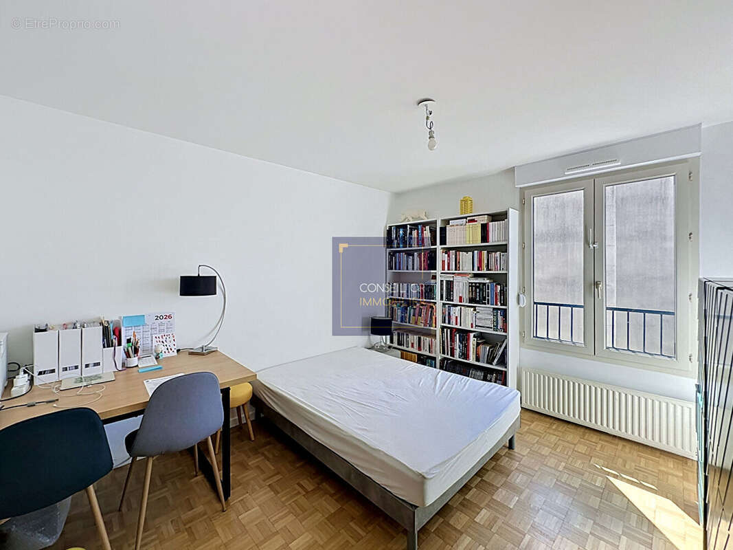 Appartement à SAINT-GENIS-LAVAL
