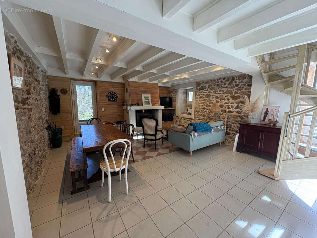 Maison à LASFAILLADES