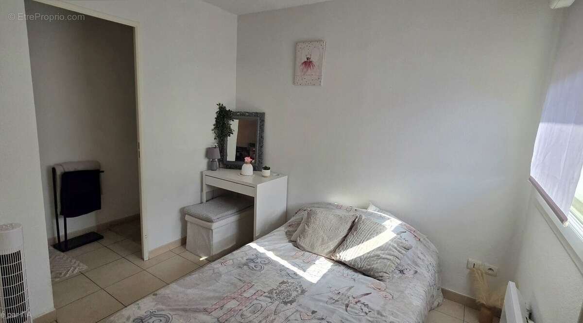 Frontignan - appartement type 2 avec terrasse - photo 6