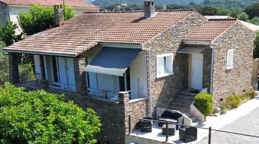 Appartement à SARTENE