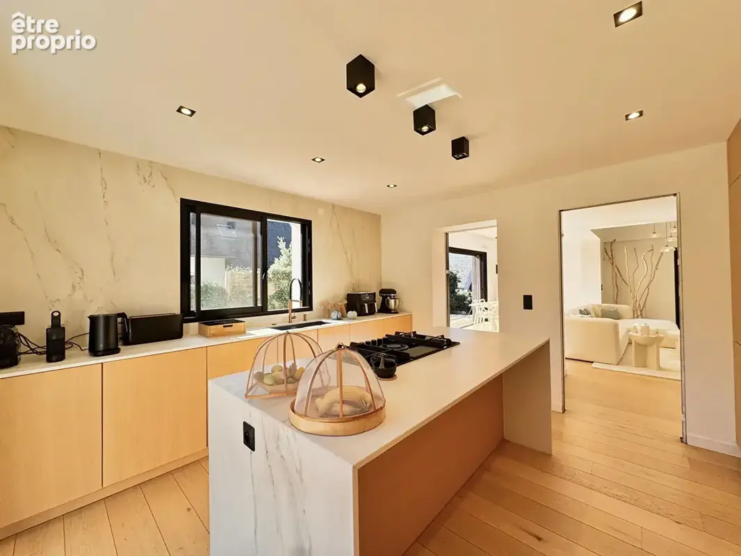 Maison sur Larmor Plage de 214 m2 - photo 5