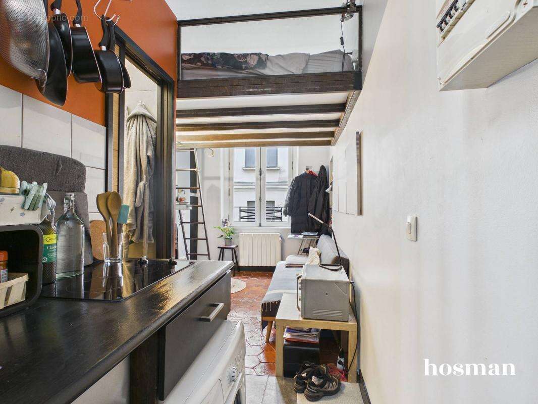 Appartement à PARIS-2E