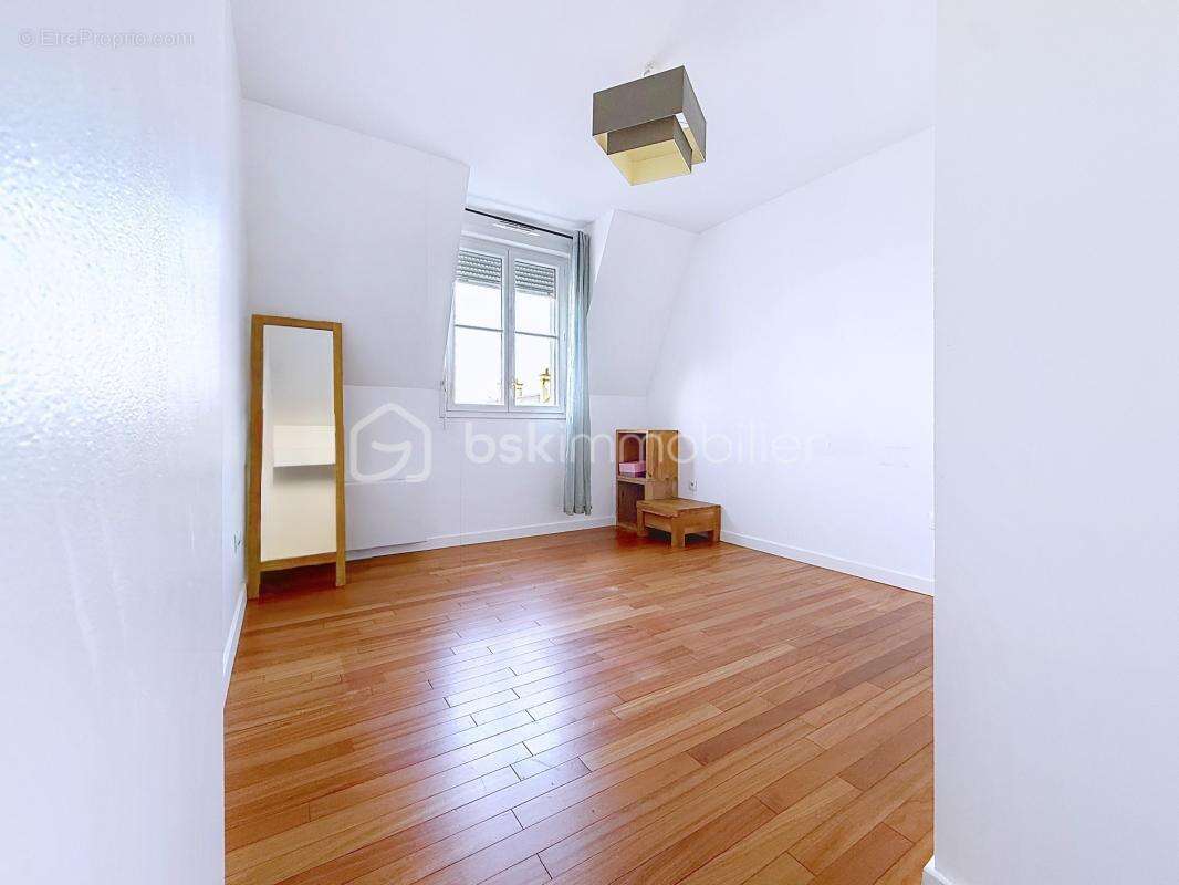 Appartement à SERRIS