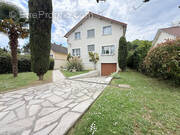 Maison à LUZARCHES