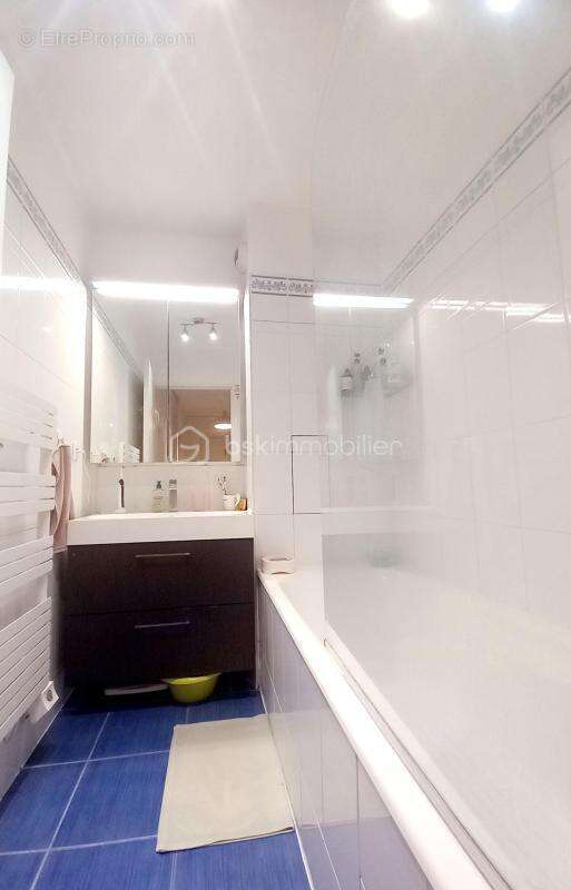 Appartement à ISSY-LES-MOULINEAUX