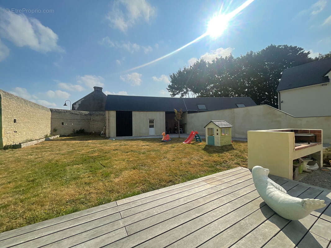 Coulombs_ maison/villa /loft/ en pierre 160 m2 / 2chambres/ jardin - photo 15
