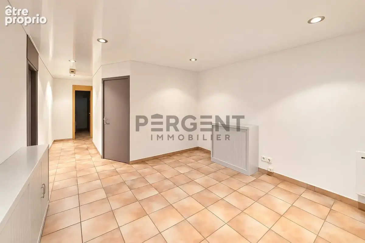 Commerce 108 m² à vendre à Charleville-Mezieres (08000) - photo 5
