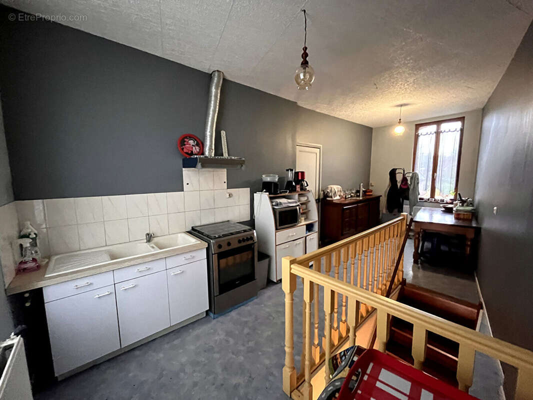 Appartement à GUISE