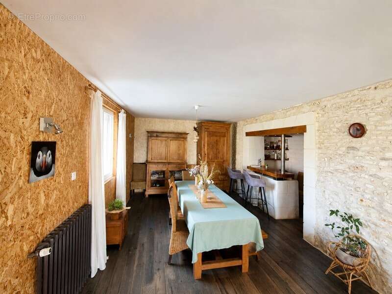 Maison à BORDS