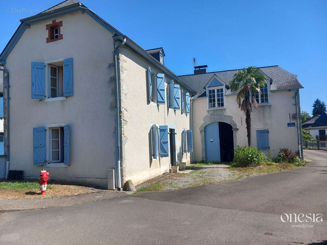 Maison à FEAS
