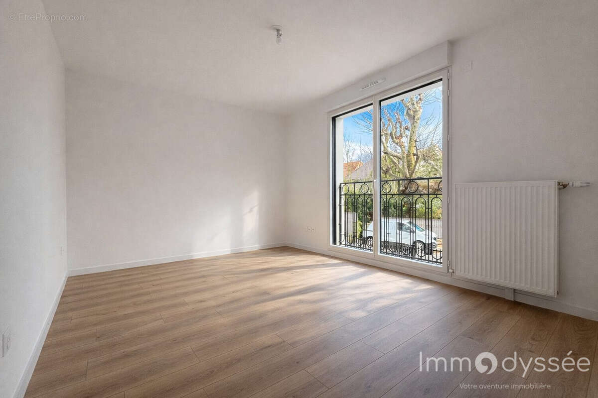 Appartement à LE PERREUX-SUR-MARNE