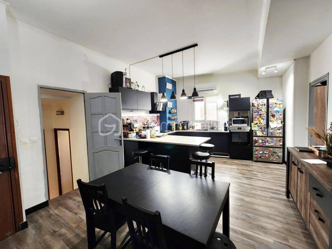 Appartement à CADENET