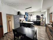 Appartement à CADENET