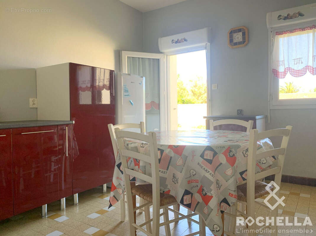 Maison 127 m² à Le Chateau-D'oleron  - photo 4