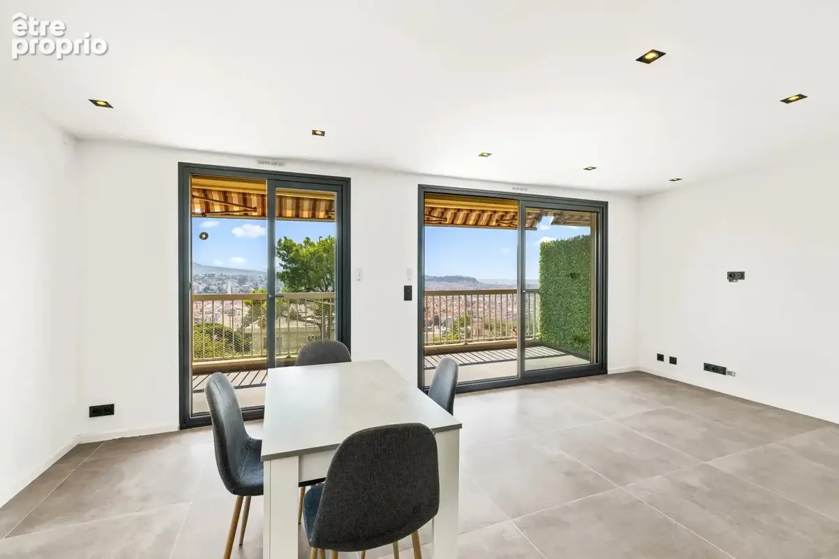 3 pièces avec vue mer, deux terrasses, garage, cave et piscine – Nice Pessicart - photo 7