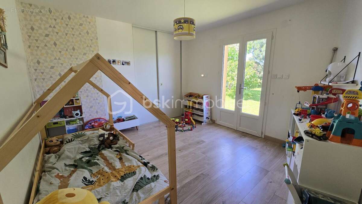 Maison à MERIGNAC