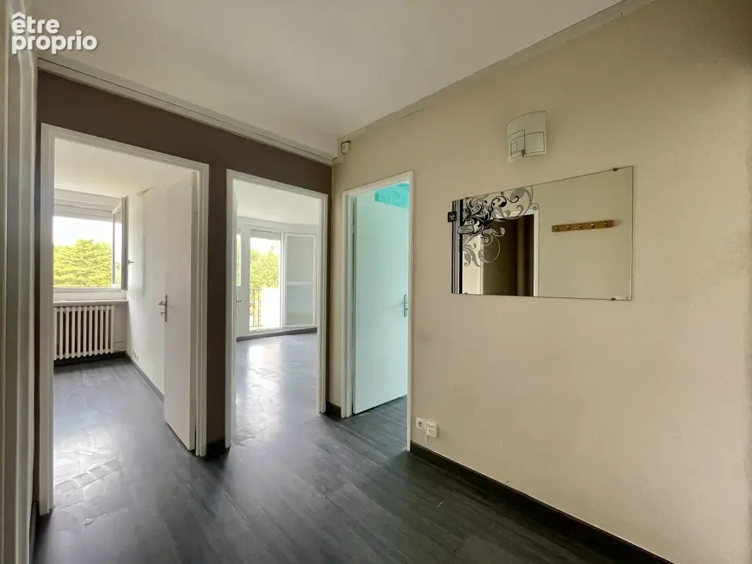 Appartement t3 avec balcon - 59m2 centre d'évreux - photo 2