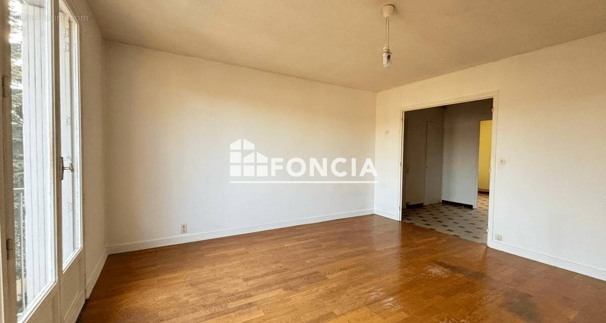 Appartement à BRIGNAIS