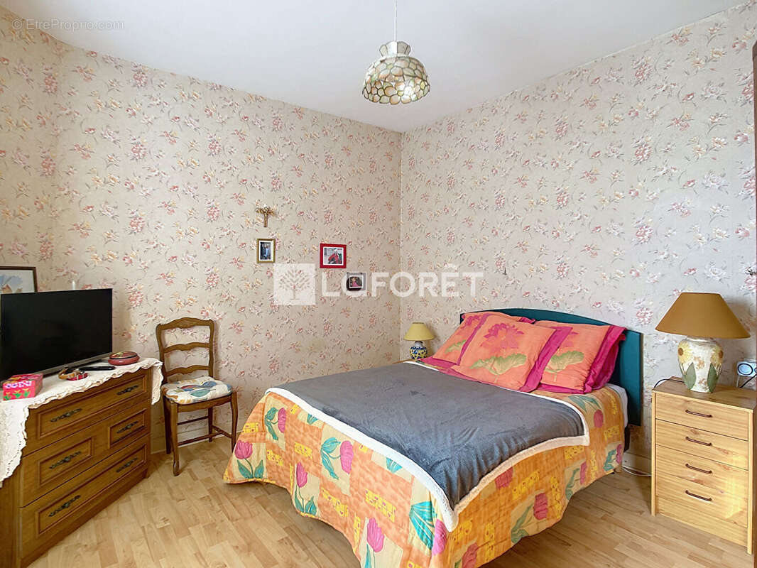 Maison à SAINT-VICTURNIEN