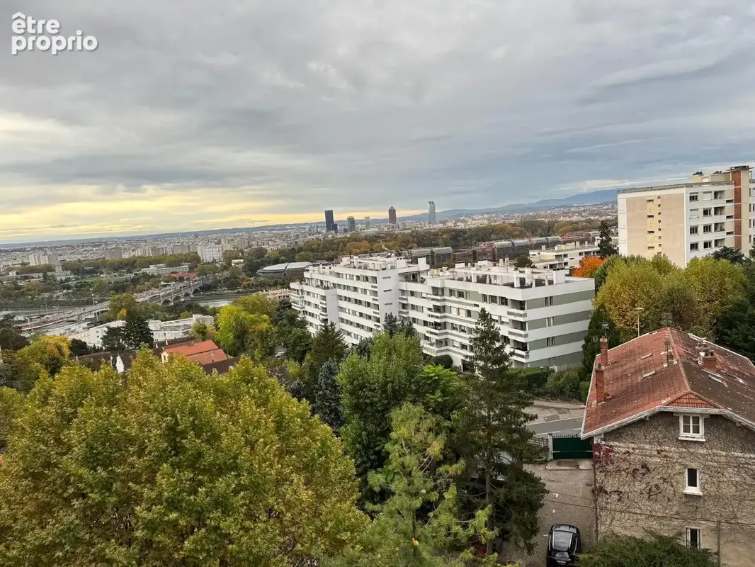 Appartement à CALUIRE-ET-CUIRE