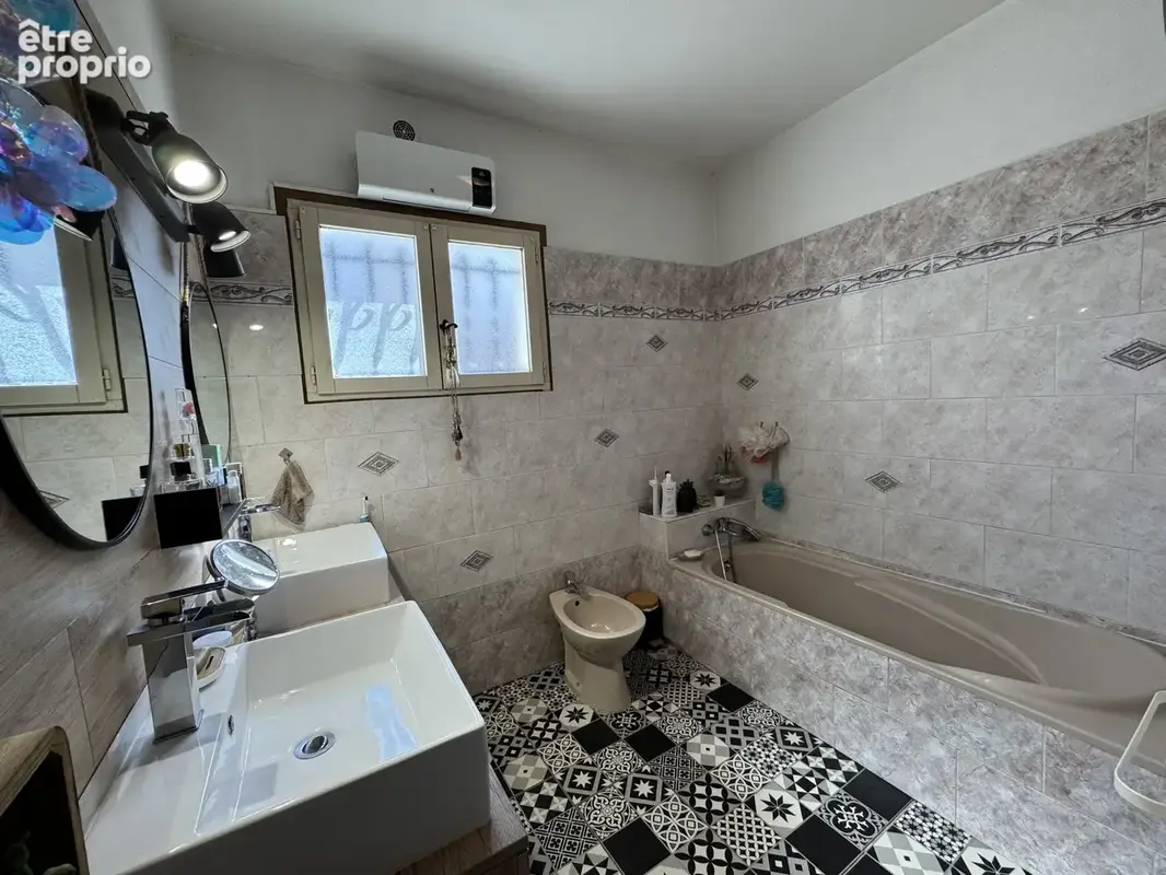 Belle villa de 155 m2 sur 1500 m2 de terrain À 6 KM d'UZES - photo 8