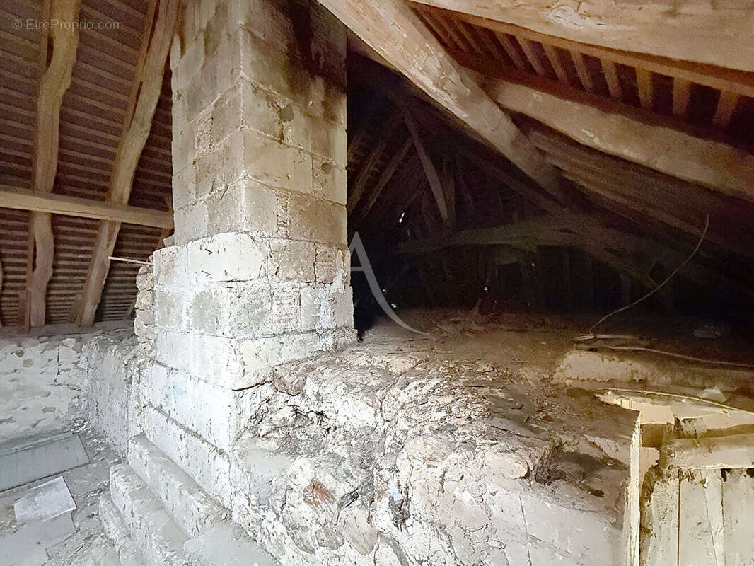 Maison à BLAISON-GOHIER