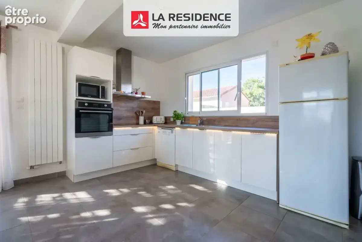 Maison 4 pièces 92 m² à vendre à Chatuzange-Le-Goubet (26300) - photo 4