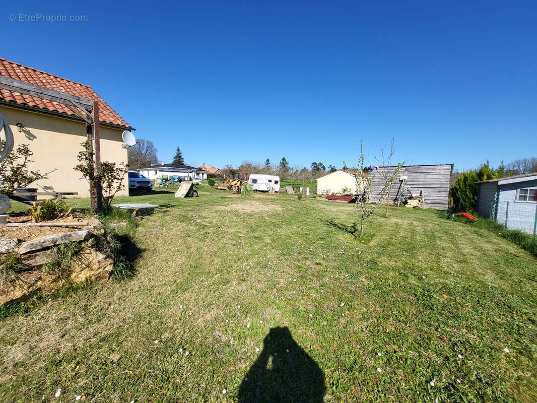 Maison à CASTELNAUD-LA-CHAPELLE