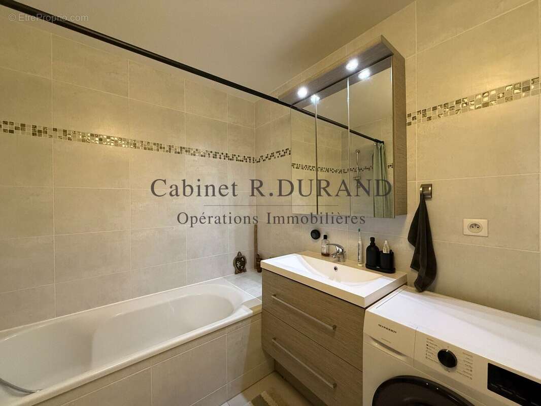 Appartement à BOIS-COLOMBES