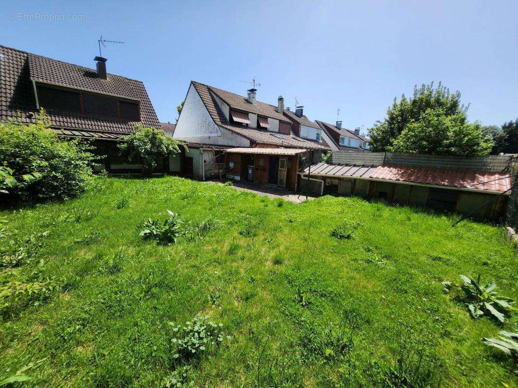 Maison à MOUSSY-LE-NEUF