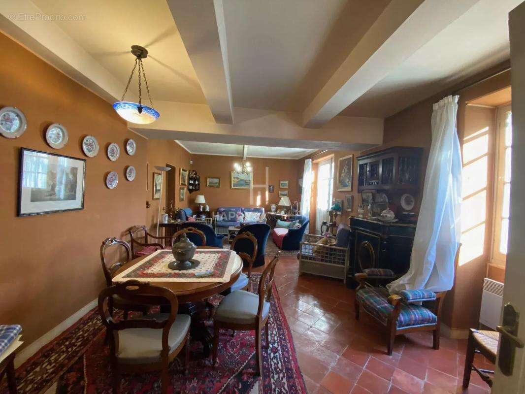 Maison à MAUSSANE-LES-ALPILLES