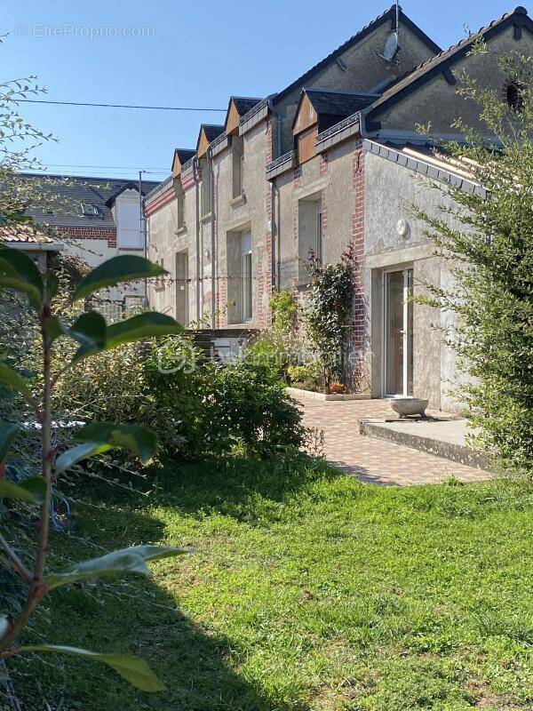 Maison à CHATEAU-RENAULT