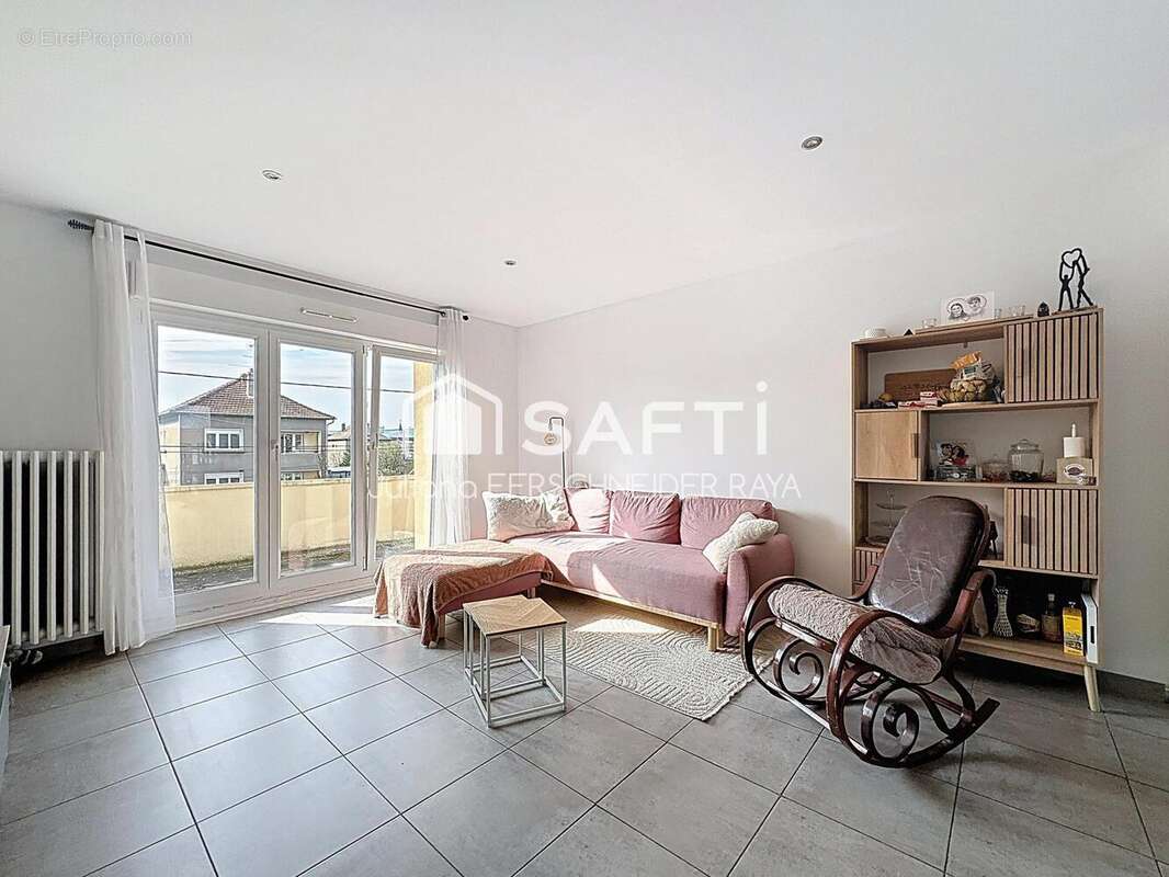 Photo 2 - Appartement à AMNEVILLE