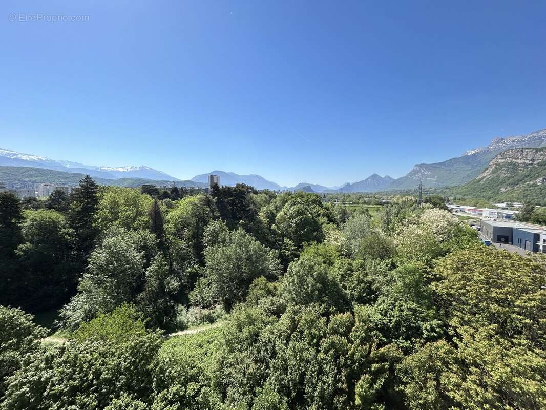 Appartement à ECHIROLLES