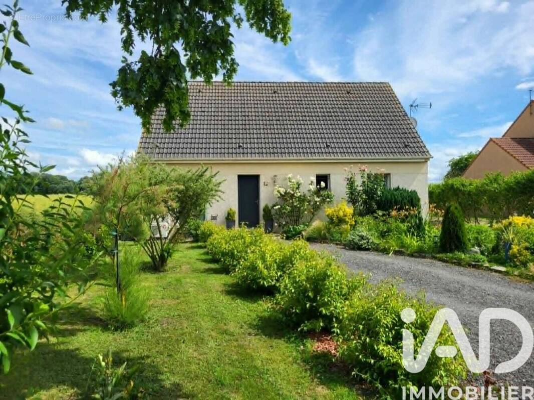 Photo 1 - Maison à MARGNY-AUX-CERISES
