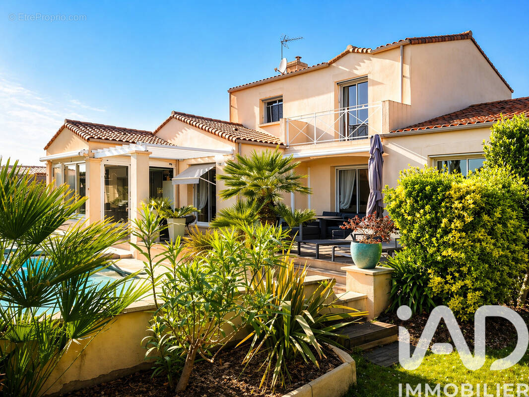 Photo 1 - Maison à TALMONT-SAINT-HILAIRE