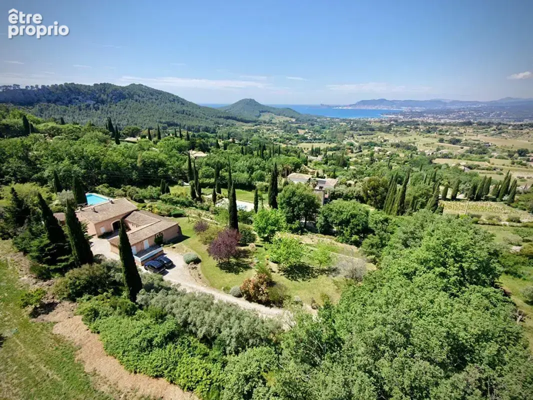 Propriété d'exception - Vue panoramique mer vallée de St-Côme 2 550 000  - La Cadière d'Azur - photo 2