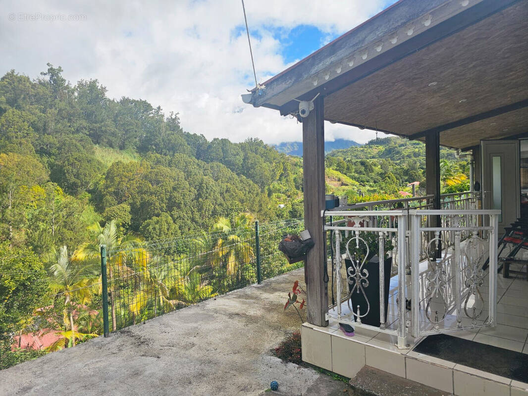 Photo 1 - Maison à SALAZIE
